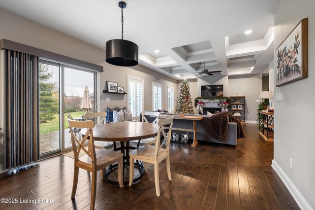 5203 Rock Ridge Dr, Louisville, KY 40241