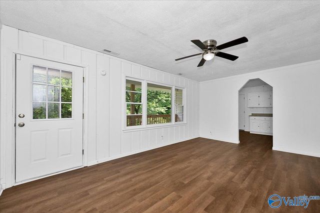142 County Road 771, Cullman, AL 35055
