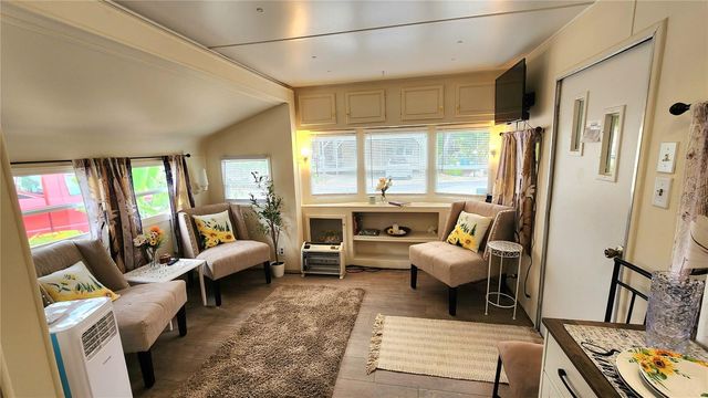 3300 26TH AVENUE E 105, Bradenton, FL 34208