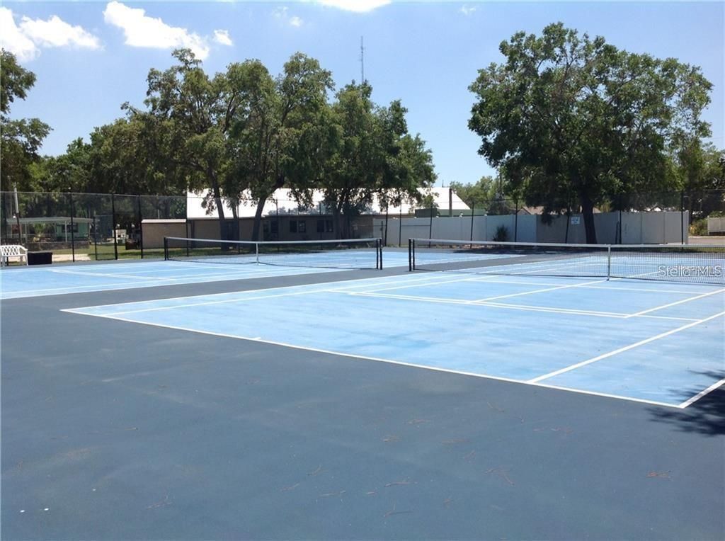 Image 35 of property listing at 3300 26TH AVENUE E 105, Bradenton, FL 34208