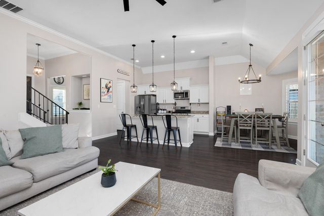 235 MISTY FIELDS RD, Oakland, TN 38060