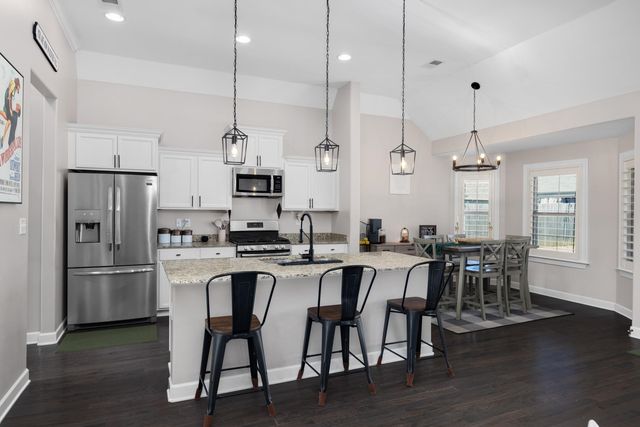 235 MISTY FIELDS RD, Oakland, TN 38060