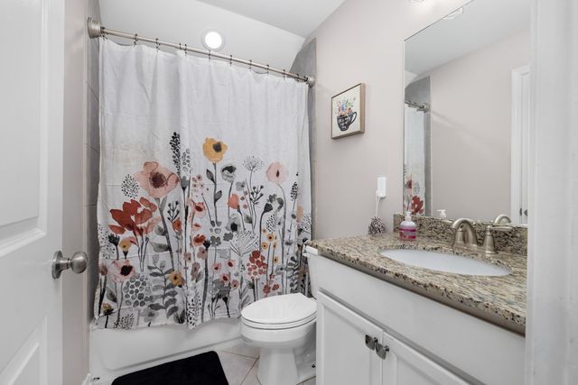 235 MISTY FIELDS RD, Oakland, TN 38060