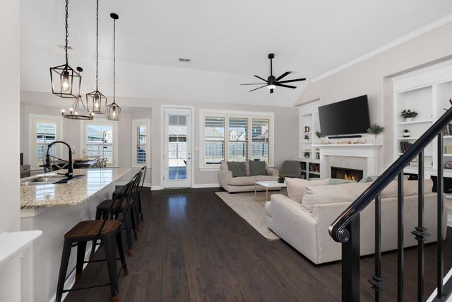 235 MISTY FIELDS RD, Oakland, TN 38060