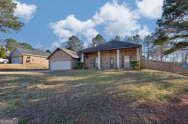 631 Lee Road 554, Phenix City, AL 36867