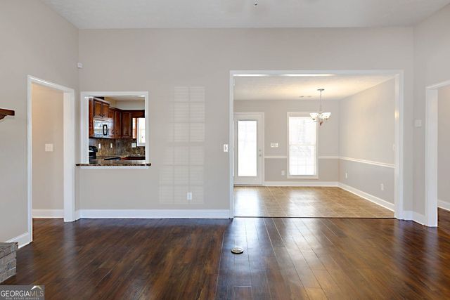 631 Lee Road 554, Phenix City, AL 36867