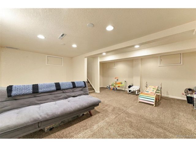1734 Comanche Rd, Pueblo, CO 81001
