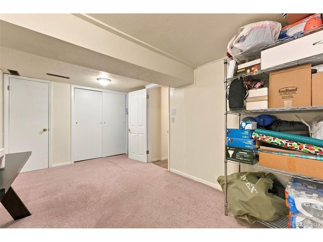 1734 Comanche Rd, Pueblo, CO 81001