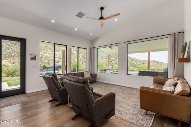 1809 E MARIOLA Way, Phoenix, AZ 85086