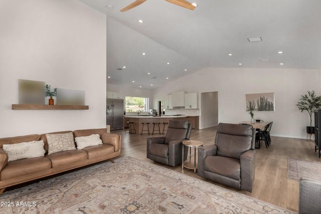 1809 E MARIOLA Way, Phoenix, AZ 85086