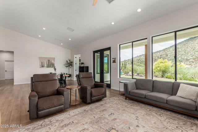 1809 E MARIOLA Way, Phoenix, AZ 85086