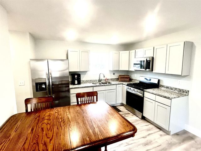 2048 Center Street, Muskegon, MI 49442