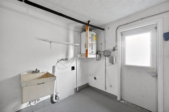 1037 TAMARAC DRIVE, Holiday, FL 34690