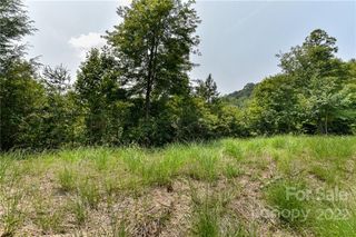 441 The Vines Boulevard 15, Marshall, NC 28753