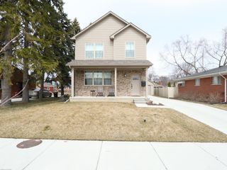 21611 Ardmore Park Drive, St Clair Shores, MI 48081