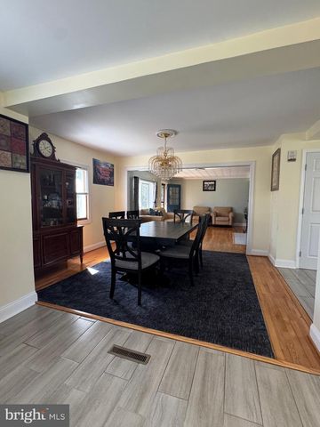8215 HARRY WARREN PL, Welcome, MD 20693