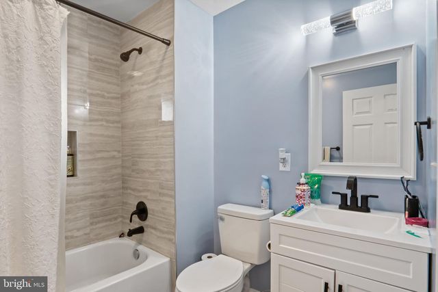 8215 HARRY WARREN PL, Welcome, MD 20693