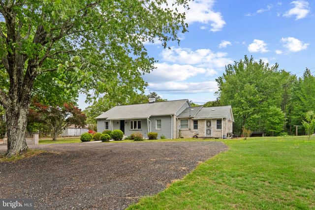 8215 HARRY WARREN PL, Welcome, MD 20693