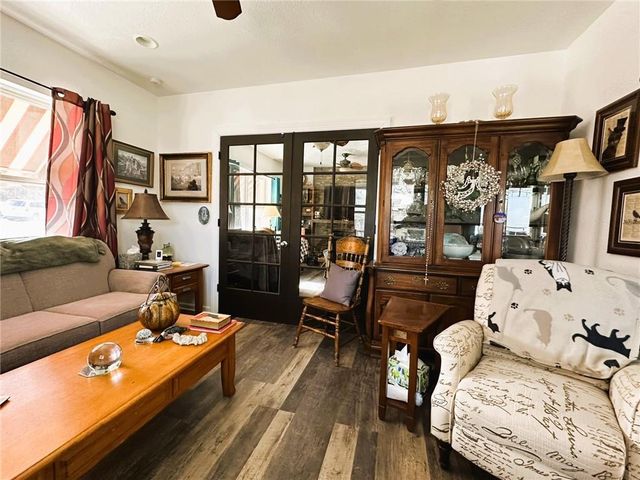 505 Mississippi Street, Lawrence, KS 66044