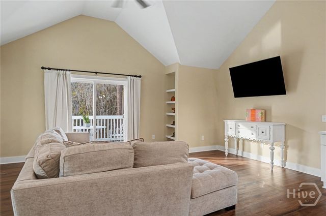 210 Green Island Road, Savannah, GA 31411