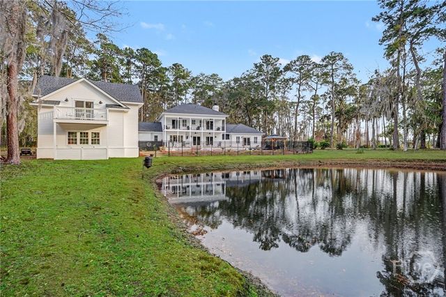 210 Green Island Road, Savannah, GA 31411