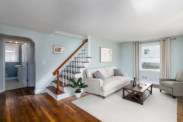 150 Lewiston Street, Warwick, RI 02889