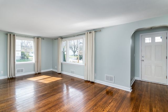 150 Lewiston Street, Warwick, RI 02889