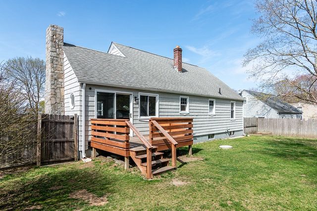 150 Lewiston Street, Warwick, RI 02889