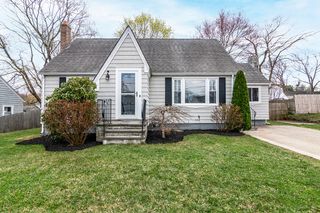 150 Lewiston Street, Warwick, RI 02889