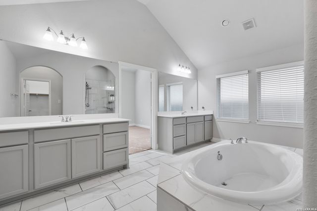 8823 HAYSTACK RD, San Antonio, TX 78254