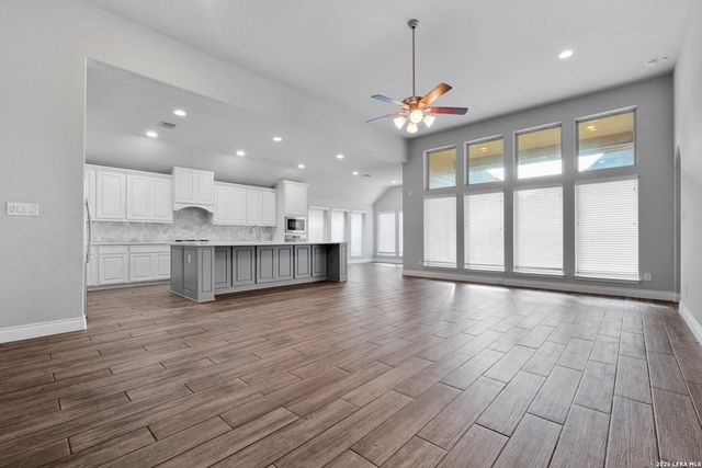 8823 HAYSTACK RD, San Antonio, TX 78254