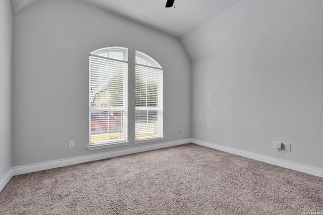 8823 HAYSTACK RD, San Antonio, TX 78254