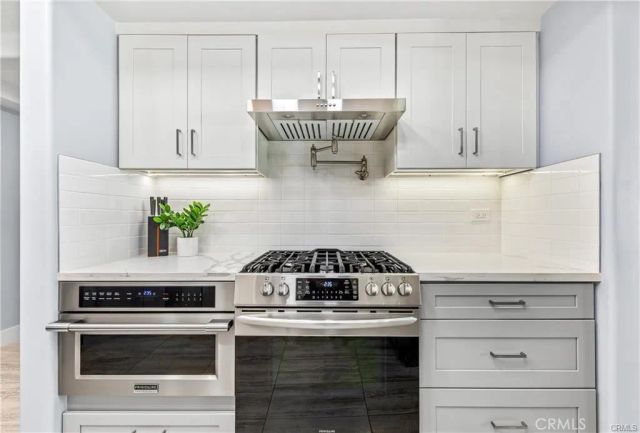 16255 Pacific Cir. 202, Huntington Beach, CA 92649