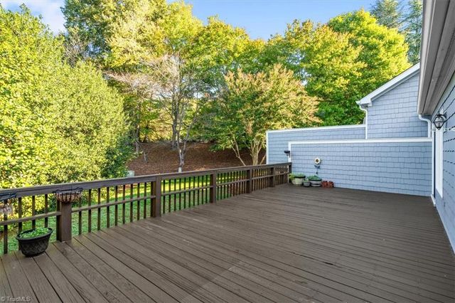 3 Sommerton Court, Greensboro, NC 27408