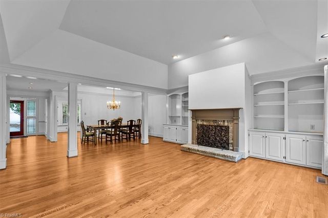 3 Sommerton Court, Greensboro, NC 27408