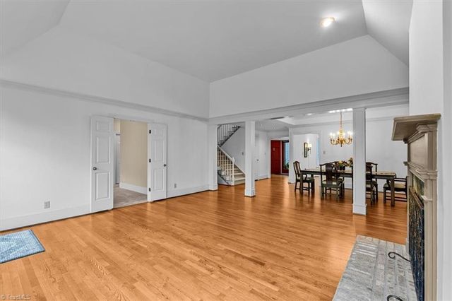 3 Sommerton Court, Greensboro, NC 27408