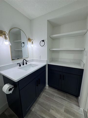 2933 STEARNS ROAD, Valrico, FL 33596