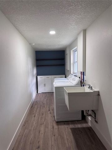 2933 STEARNS ROAD, Valrico, FL 33596