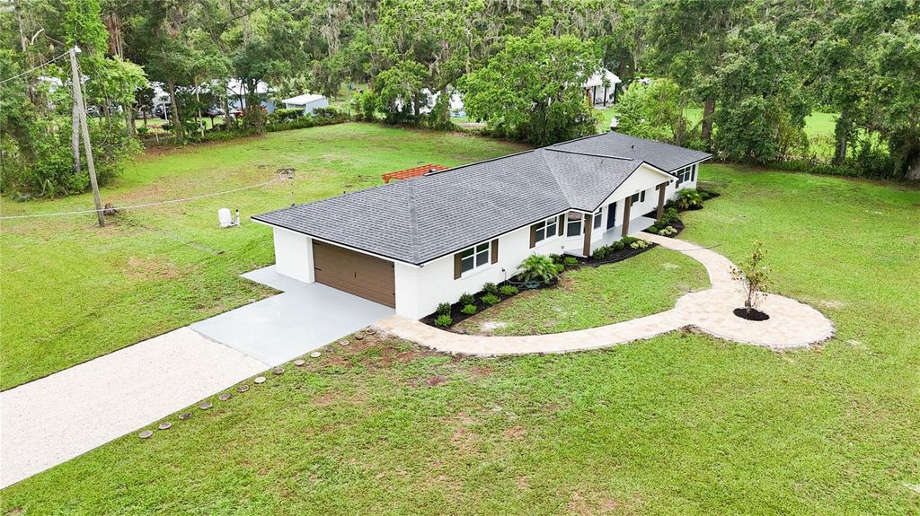 2933 STEARNS ROAD, Valrico, FL 33596