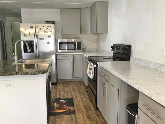 42 Golf Drive, Port St. Lucie, FL 34952