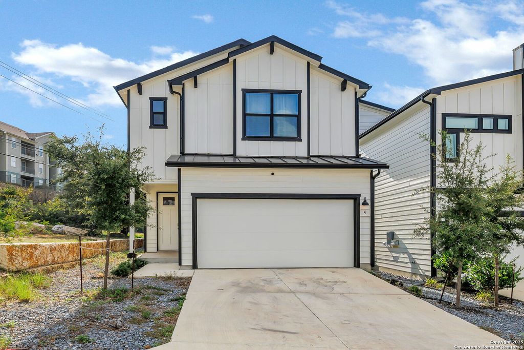 16011 Babcock #9, San Antonio, TX 78255