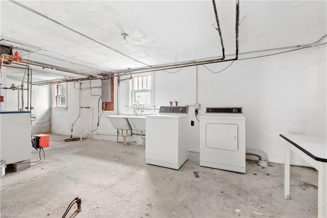 7244 Joseph Lewis RD, Hayes, VA 23072