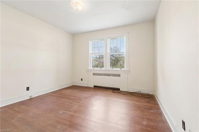 7244 Joseph Lewis RD, Hayes, VA 23072