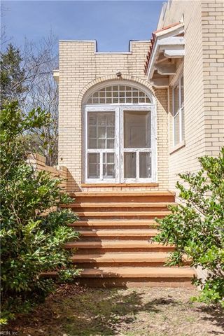 7244 Joseph Lewis RD, Hayes, VA 23072
