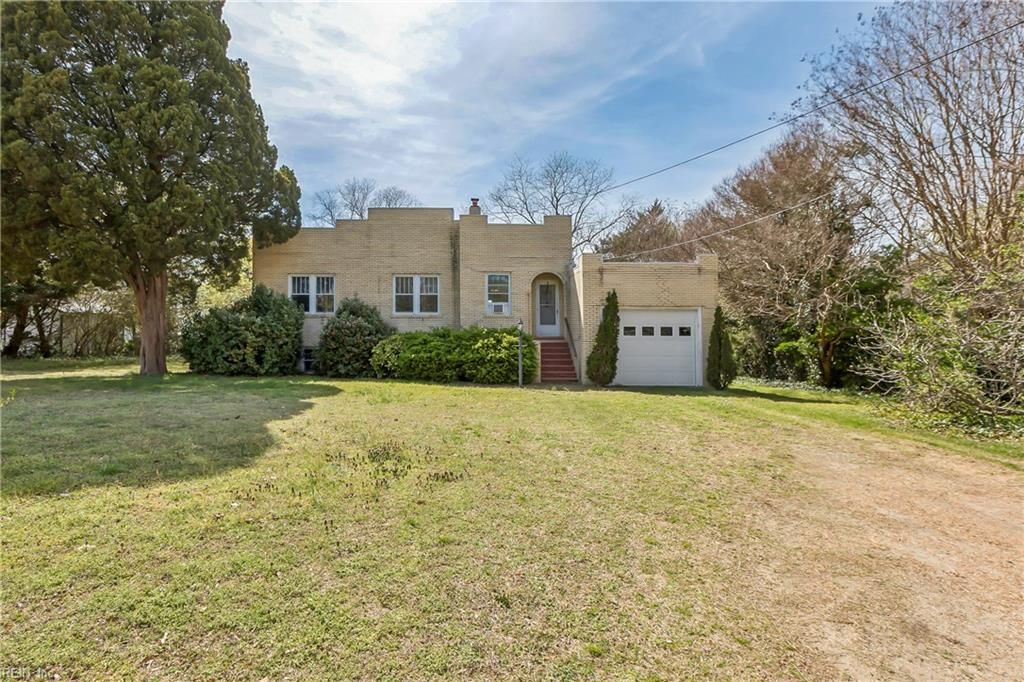 7244 Joseph Lewis RD, Hayes, VA 23072