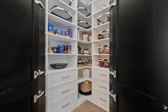 4727 Estates Circle, Westlake, FL 33470