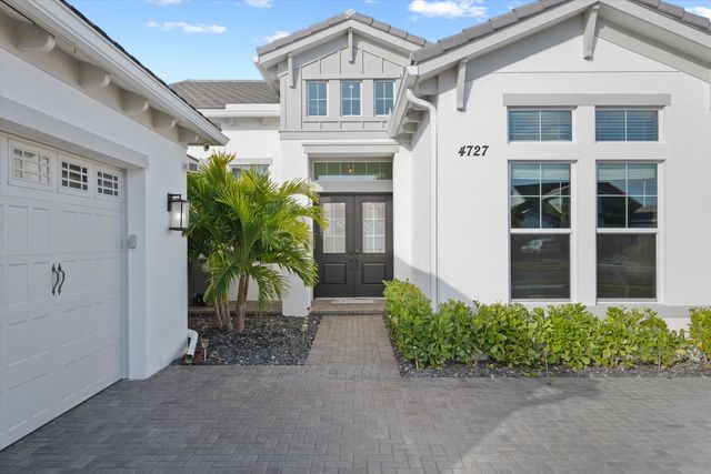 4727 Estates Circle, Westlake, FL 33470