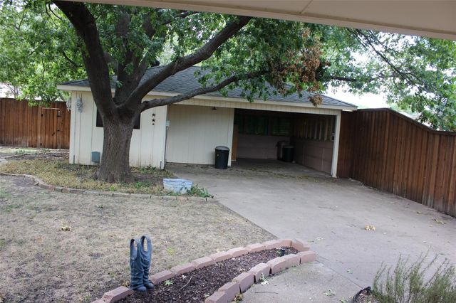 615 Devonshire Drive, Richardson, TX 75080