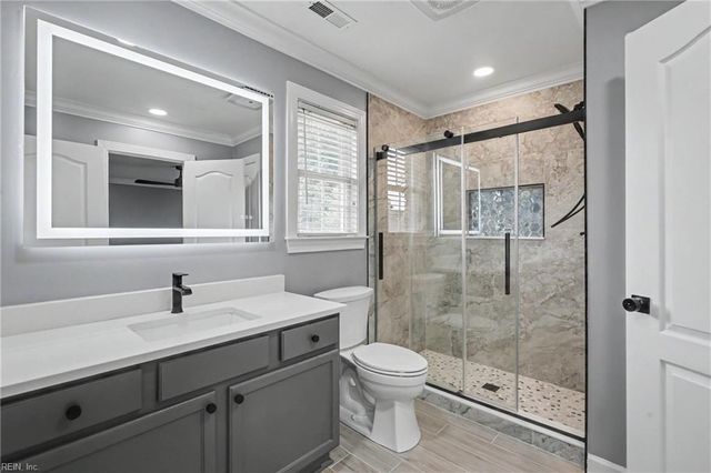 520 Youngstown CT, Chesapeake, VA 23322