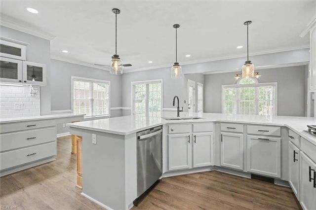 520 Youngstown CT, Chesapeake, VA 23322
